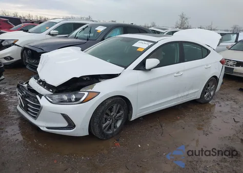 2018 Hyundai Elantra Value Edition z USA, uszkodzony, nr VIN 5NPD84LF4JH324154